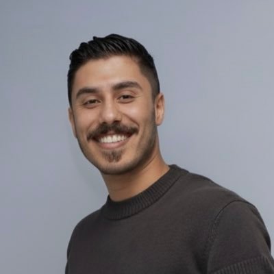 MrElectic's profile picture. Robotics engineer | @USherbrooke @Pfizer | Podcast | Electronics 🤖🧠⚡️🎙️