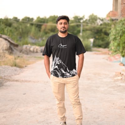 ImAmmarOfficial's profile picture. 🎬 Creative Video Editor | Storytelling That Captivates Transforming raw footage into cinematic 🎞️ Short Films | 📱 Social Media Content | 🎥 YouTube Videos |