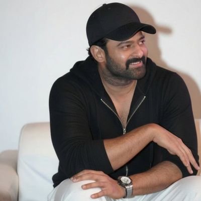 Aasleshvarma's profile picture. Hii