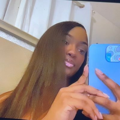 sighbrattt's profile picture. 𝘮𝘺 𝘥𝘪𝘢𝘳𝘺 🎀