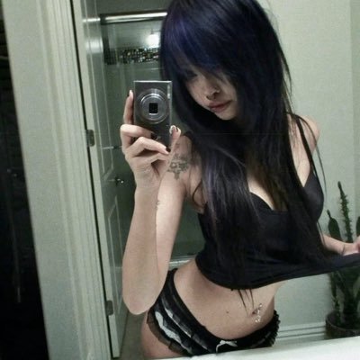 mommyangelnat's profile picture. 20 | findom master ~ | brat | submit, or pay the price | princess with expensive taste ~ | cash app: $ natlps | venmo: @ natthekittycat |