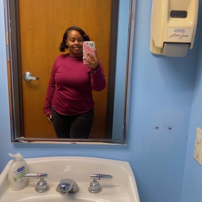 DanyelleLanay's profile picture. Life’s Great 😊