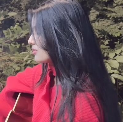 shafakSF's profile picture. 50% savage 50% sweetness  🦋
Like a butterfly, pretty to see, hard to catch.

Simplicity is the ultimate sophistication.

Unapologetically girly.
@Fatii01_