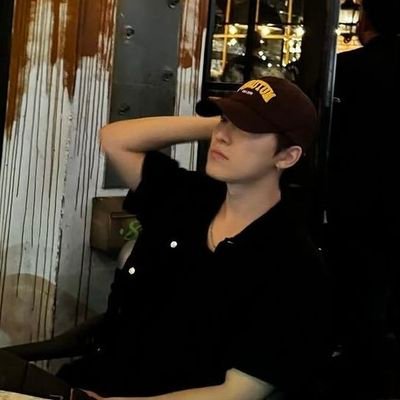 daino's profile picture. Dreizehn favorite otter. (Mirthies, 1999)