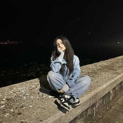 handexcv's profile picture. Yol aydınlığı, baht güzelliği...