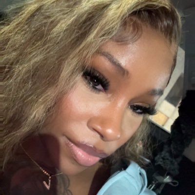 paigevonshae_'s profile picture. literally just a girl🩷