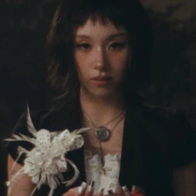 shotakisserr's profile picture. #shedtwt #darkshiptwt || I’m here and then I’m not ★