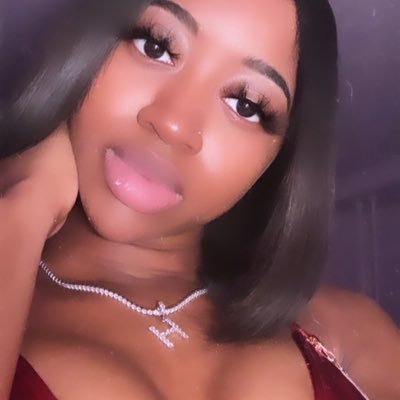 dimegirlh's profile picture. 👩🏽‍⚕️🩺 YouTube 👇🏽