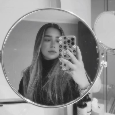 danielavhzm's profile picture. ²²² dicen que soy loca, bella y sifrina