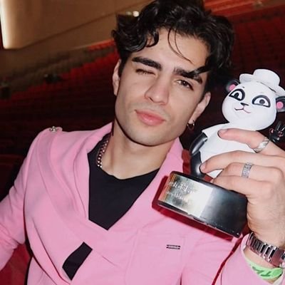 losojosdeaaron_'s profile picture. 𝐓𝐡𝐞 𝐨𝐧𝐥𝐲 𝐭𝐡𝐢𝐧𝐠 𝐰𝐞 𝐡𝐚𝐯𝐞 𝐭𝐨 𝐟𝐞𝐚𝐫, 𝐢𝐬 𝐟𝐞𝐚𝐫 𝐢𝐭𝐬𝐞𝐥𝐟.