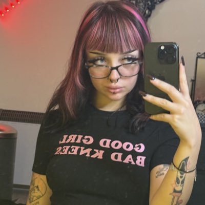 lucyyainsley's profile picture. this app is fcking crazy i love it