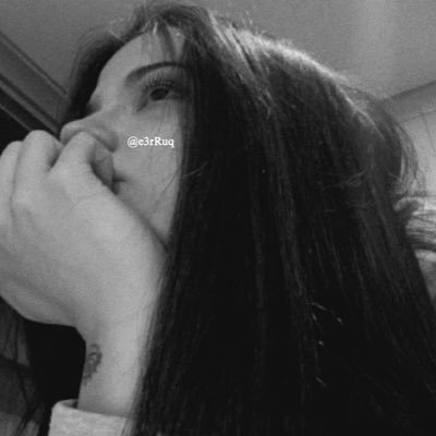e3rRuq's profile picture. يزهاني كل شي صعب ❣️.