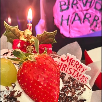 low_and_low_'s profile picture. 