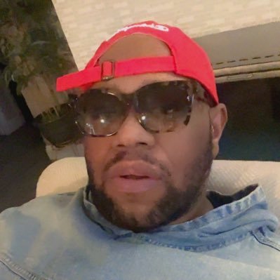 Kendricknow's profile picture. You’re him. Act like it. 🦁🧠✨