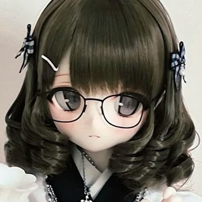 _deceptionfalls's profile picture. est. 2023 • /ˈwiː.wʊs/: alive, living.