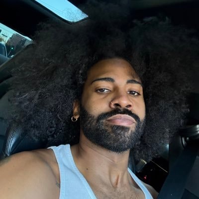 inlew_of's profile picture. humans biggest flaw is wanting to be accepted, but not wanting to be accepting.