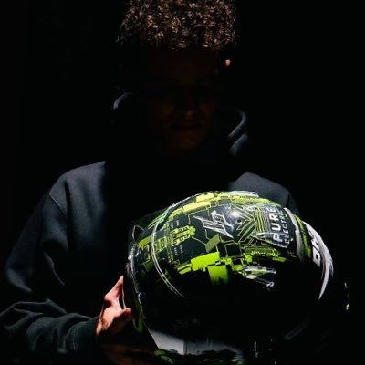 papaya44443's profile picture. 