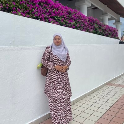 aziahLatte's profile picture. i understand that you don't like me, but you need to understand that i dont't care.