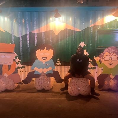 eladraC's profile picture. I’m a friend, brother, lover, uncle, and servant of the many faced god