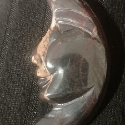 Simolo4's profile picture. Omnia tempus habent 🌚🌍🌞

✨ Innamorata dell'universo✨💫
🌬Francesca🌹