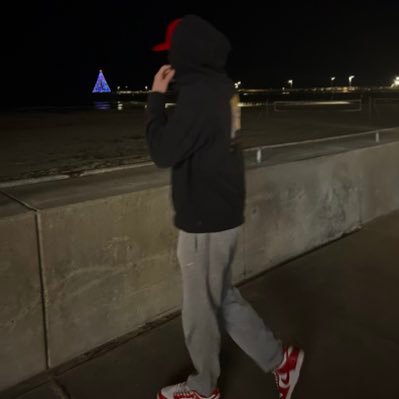 C_Carrasco18's profile picture. never settle