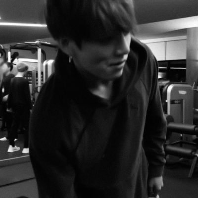 trevoiir's profile picture. 