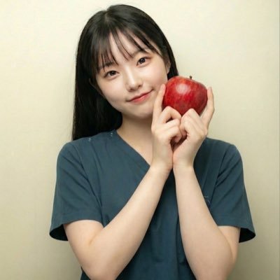 lacramydent's profile picture. 