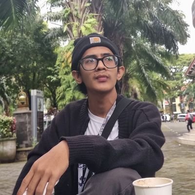 AlamsyahhI85113's profile picture. i'm ilham alamsyah a motion design based on Malang, Indonesia