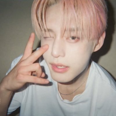 luv4woong's profile picture. i make everything about kim jiwoong