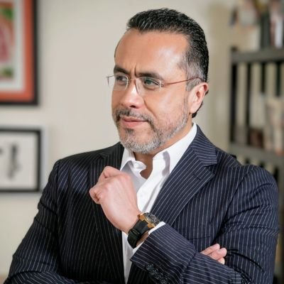 JimenezLandin's profile picture. Nos vemos a las 8 por @Heraldo_tv
Dirijo https://t.co/OyM6tLZ30g
*Ahora en el mundo podcast (para empresas)🎙️