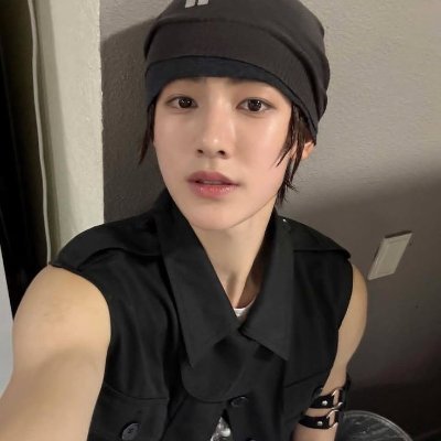 2eovh's profile picture. certified lullaby defender.