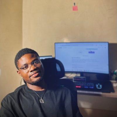 TomolaGroup's profile picture. Founder @Vaultholders | Finance Educator & Content Strategist | Financial Analyst | Avid reader 📚| DM for mentorship & collaborations | Anime