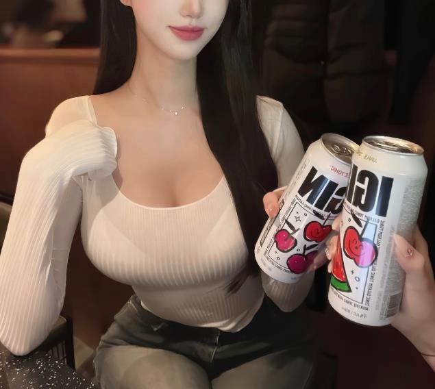 CHHOTEL03030752's profile picture. 31歳 / 154cm / 42kg / 独身 / ゲームする看護師 / カフェよく行くよ