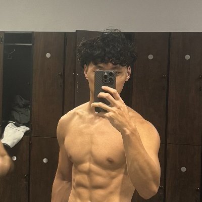 cybercore841208's profile picture. 