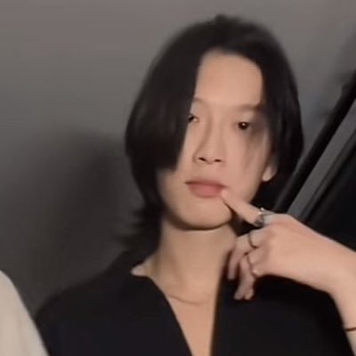 likkeawpradap99's profile picture. 