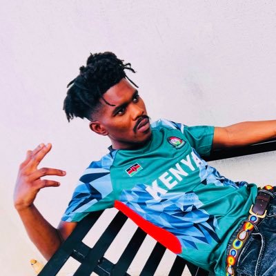 BossTopOfficial's profile picture. AFRO STYLIST + BOSS TOP + BETTER THAN YOU + ANTI-FEMINIST + APE SQUAD @BOSSTOPBUSINESS