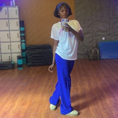 toria__h's profile picture. WOG🤍🫶🏾 Human Rights Advocate • Writer & Content creator• Actress || Shop🛍️@riaified