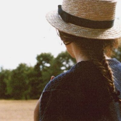 howlsofi's profile picture. hayat çokça hayat bir tek ölümdür...