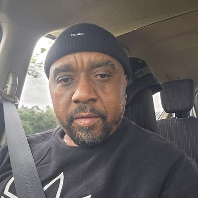 Vongani_B's profile picture. Love, Peace and Respect to my family. @go2uj Alumni...Heavyweight. @kaizerchiefs @FCBarcelona. PLS NO CRYPTO/FOREX/TRADING. @grandpa and @CocaCola ex addict