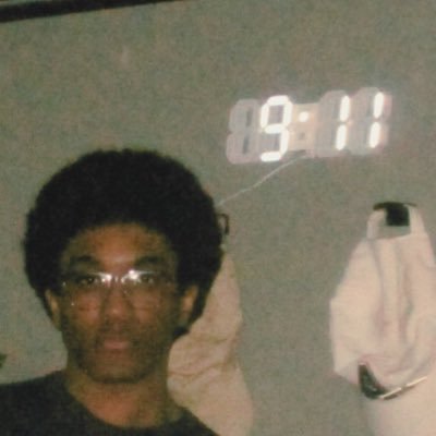 michiganbeft's profile picture. from that GLOVE looking state.