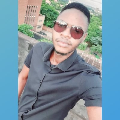 BLACK_PRID3's profile picture. @ManUtd ❤️  @KaizerChiefs ❤️   @realmadrid ❤️ Nedbank Cup Champion 🏆!!!  Chrome Sampler/