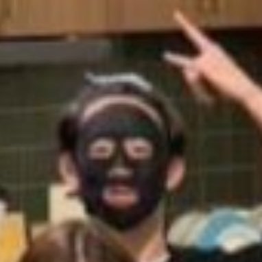 Mor_Poppy's profile picture. 