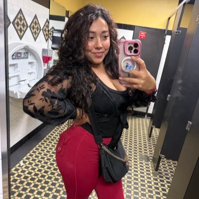 lifewithshana_2's profile picture. ☀️IG : shanatheresee