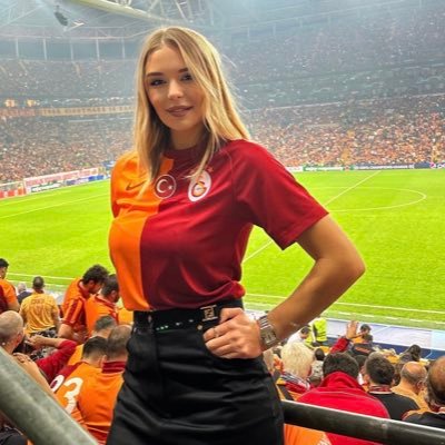 10leroysane's profile picture. Galatasaray ⭐️⭐️🌟⭐⭐ KALICI GT #SOLOILGALA