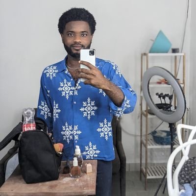 LeFrimeur3's profile picture. https://t.co/PdrajXAiQj

https://t.co/X3j5VXqzoJ

community manager ☝️ je vends l'alcool 🥃