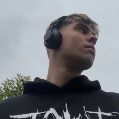 M4XF3RG_'s profile picture. 