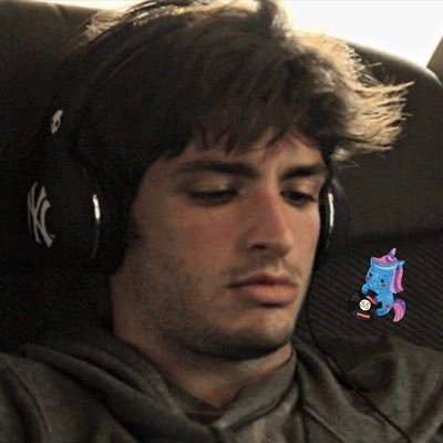 efilda55's profile picture. slm, can be ai sometimes bc of school, but alwys thinking about carlos sainz |-/