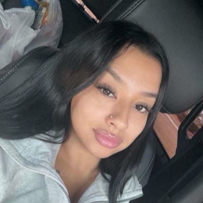 KGriggys's profile picture. Ask me 💚