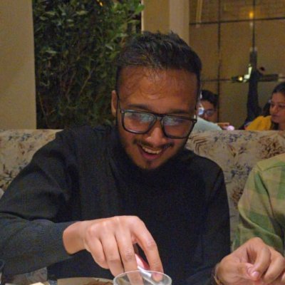 vishalvibes_'s profile picture. Co-founder @harmonyai_ | Automating busywork for managers in tech