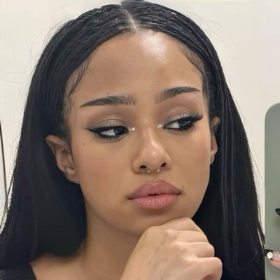 angllcy's profile picture. just being a big crashout over my favs 𐙚⋆°｡⋆♡